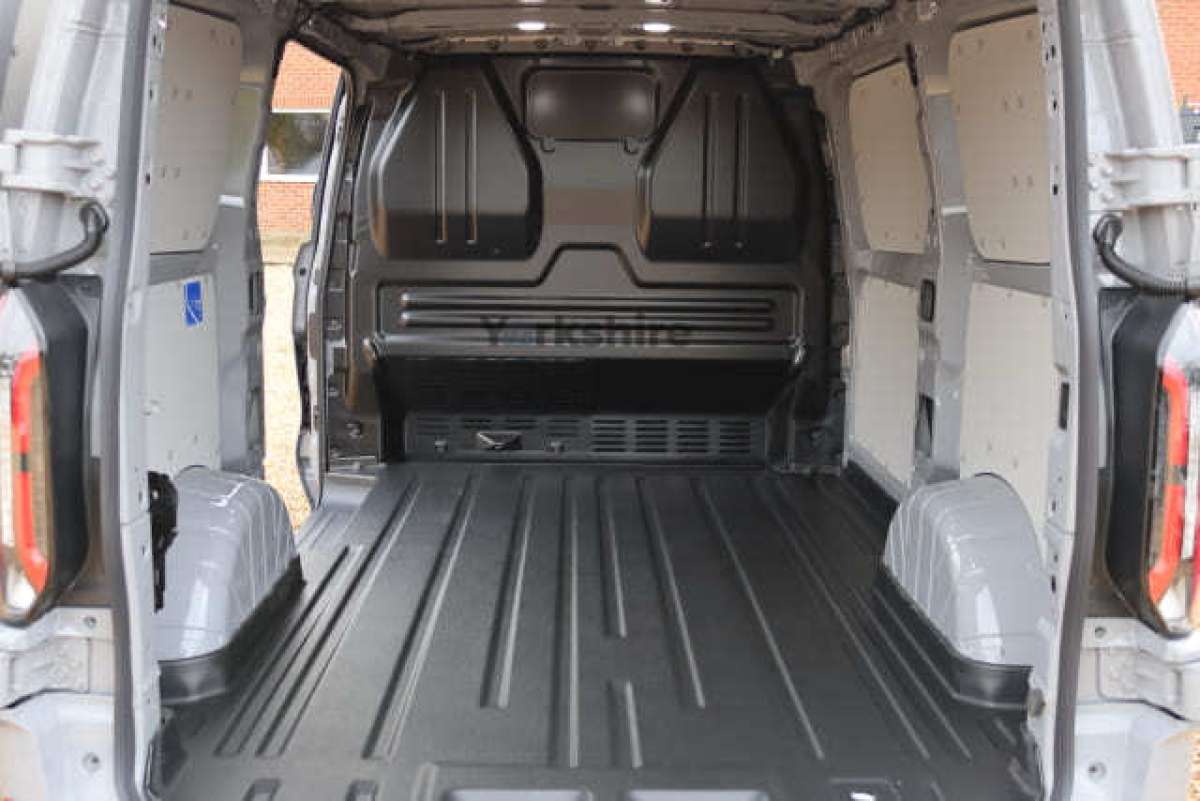 This is the Transit Custom 320 L1H1 232PS PHEV Sport Van vehicle.